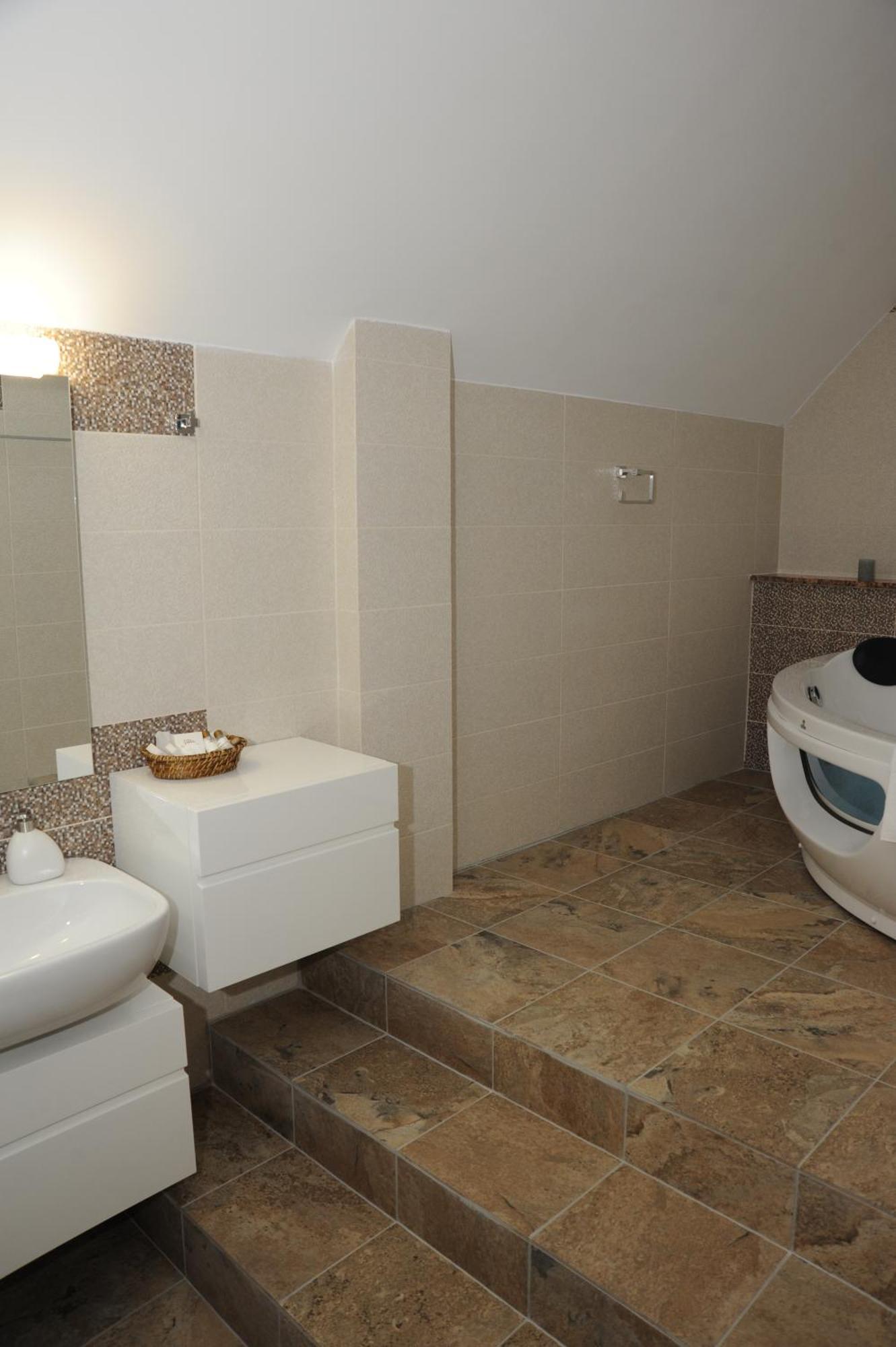 Castelul De Smarald Bed and Breakfast Pangaracior Buitenkant foto